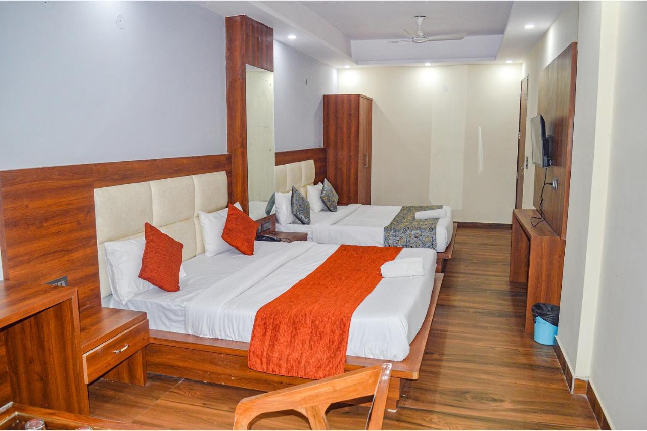 Fabhotel The Golf Inn Noida Ngoại thất bức ảnh