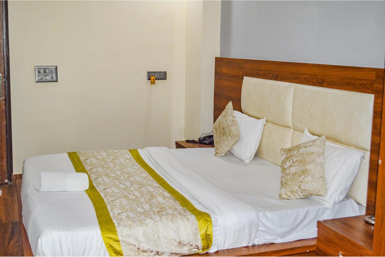 Fabhotel The Golf Inn Noida Ngoại thất bức ảnh