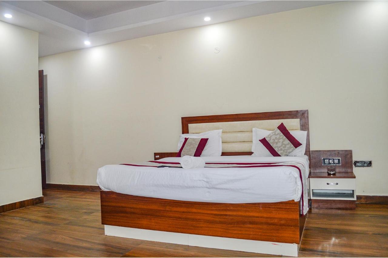 Fabhotel The Golf Inn Noida Ngoại thất bức ảnh