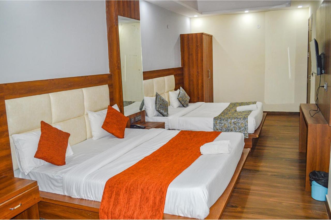 Fabhotel The Golf Inn Noida Ngoại thất bức ảnh